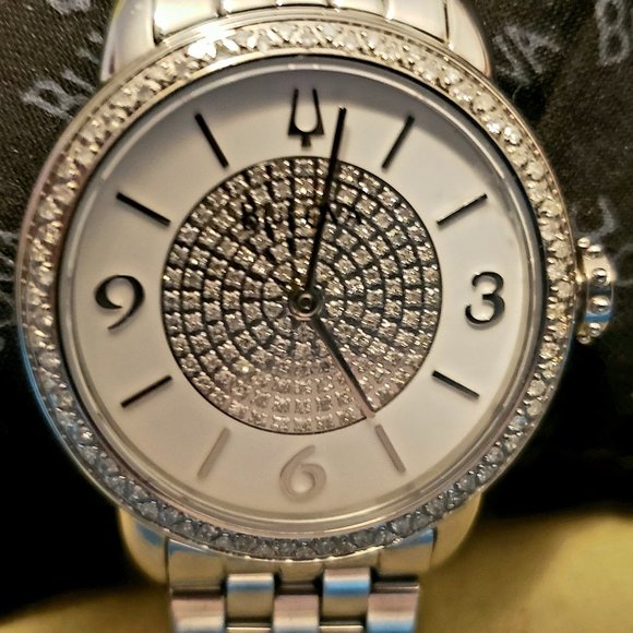Stunning Bulova Diamond Quartz Watch Model 96R184